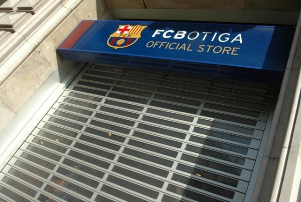 magasin-officiel-du-fc-ba_py__1710